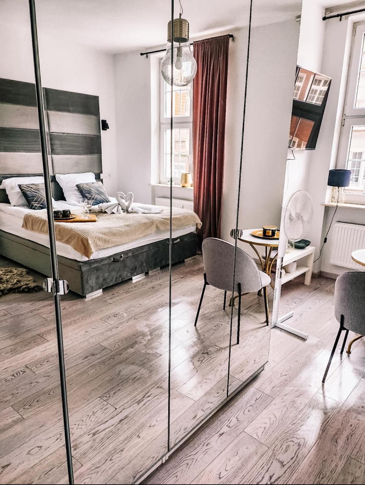 Ferienwohnung Cloud 9 King Size Bed - Old Town View Gdansk Ogarna Exterior foto